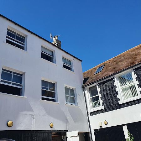Waynes Place Hotel Brighton ภายนอก รูปภาพ