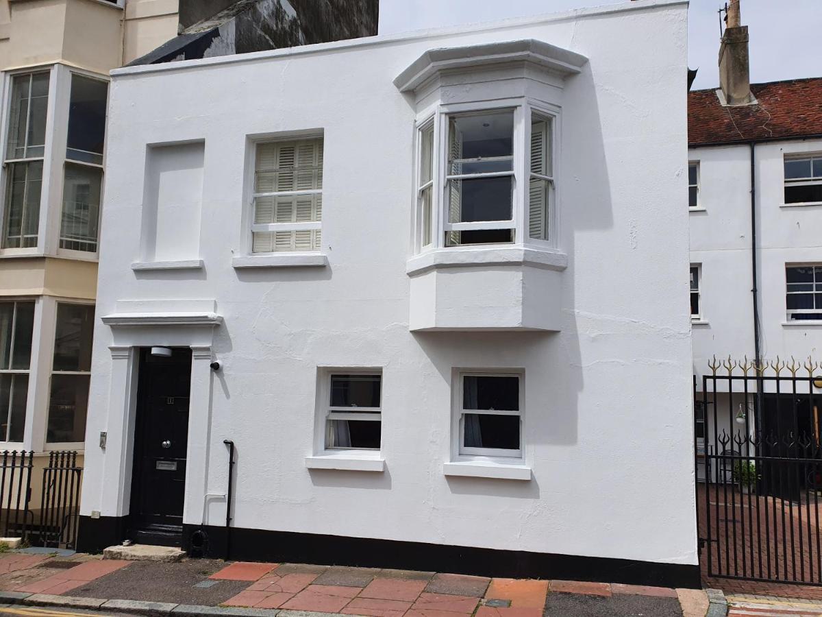 Waynes Place Hotel Brighton ภายนอก รูปภาพ