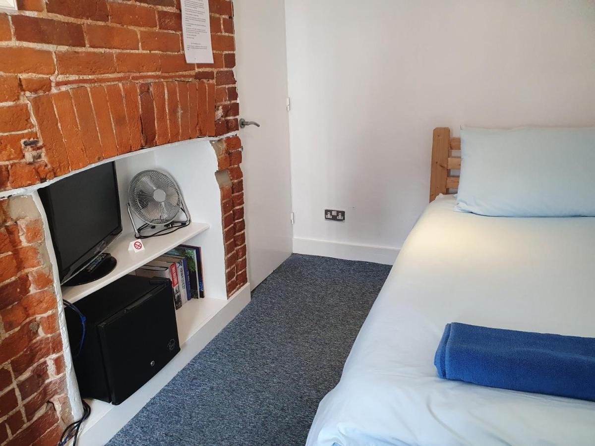 Waynes Place Hotel Brighton ภายนอก รูปภาพ